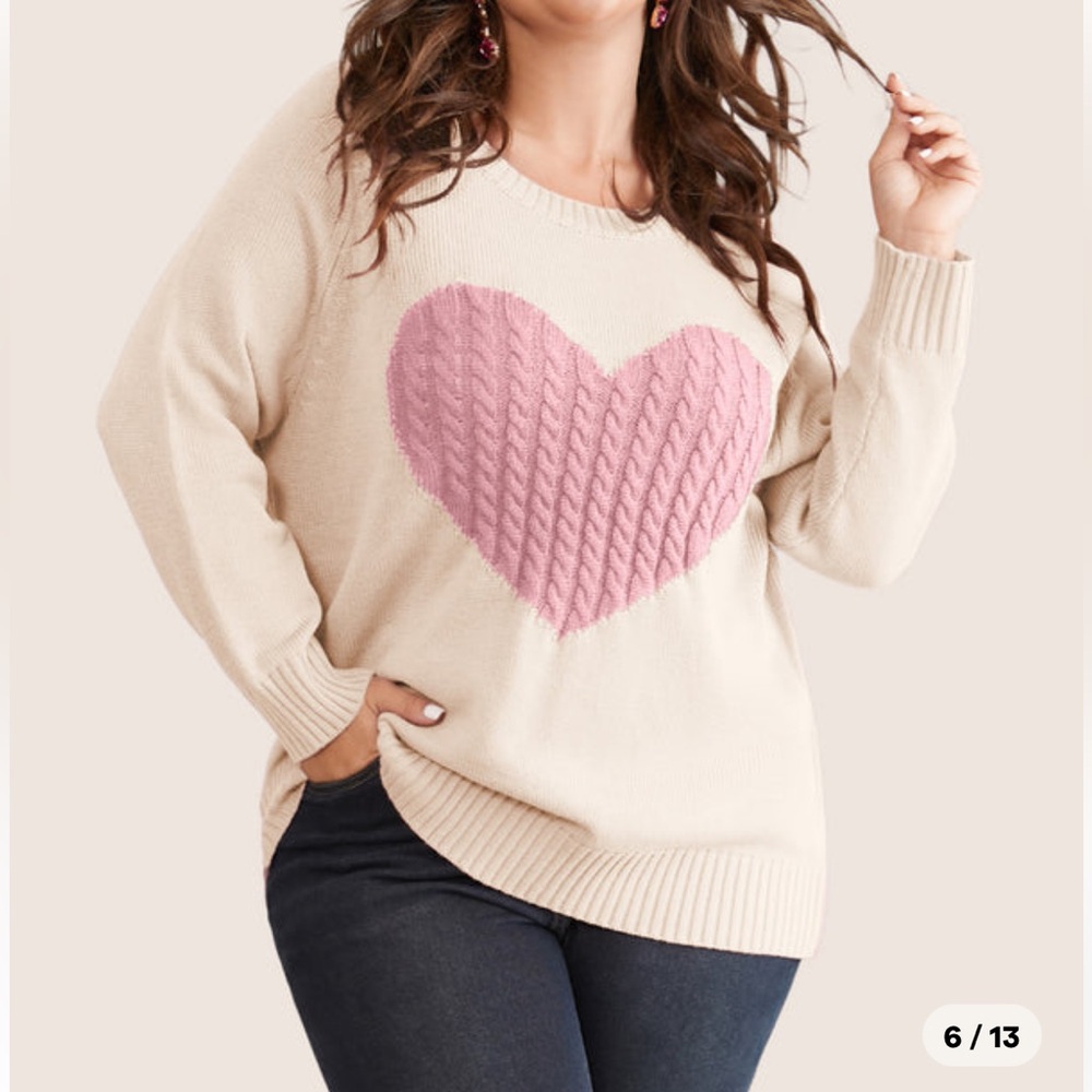 NWT, Heart lightweight sweater!